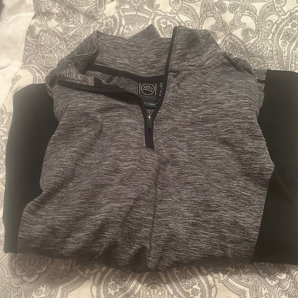 Stormtech polyester top - Picture 2 of 4